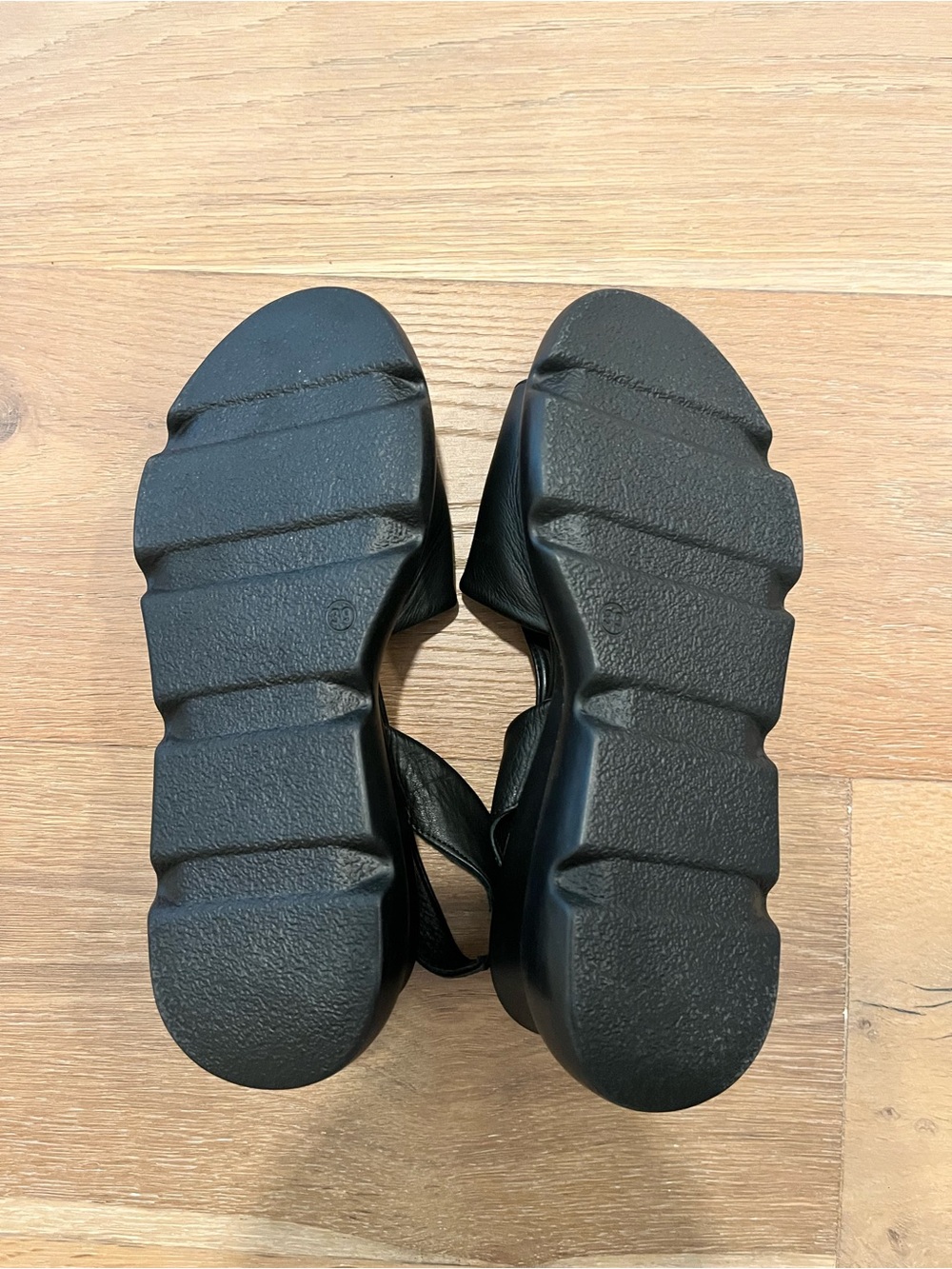 Agusto Leather Platform Sandal Forever & Always Minimalist Shoes size 39 (8.5) - Picture 11 of 11